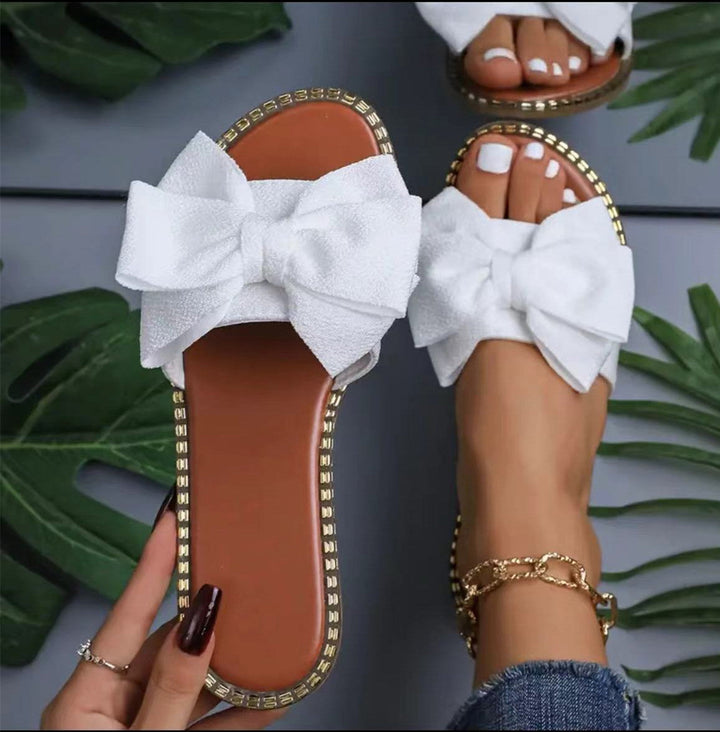 Women's Slippers with Decorative Bow Design and Non-Slip Sole Lune London