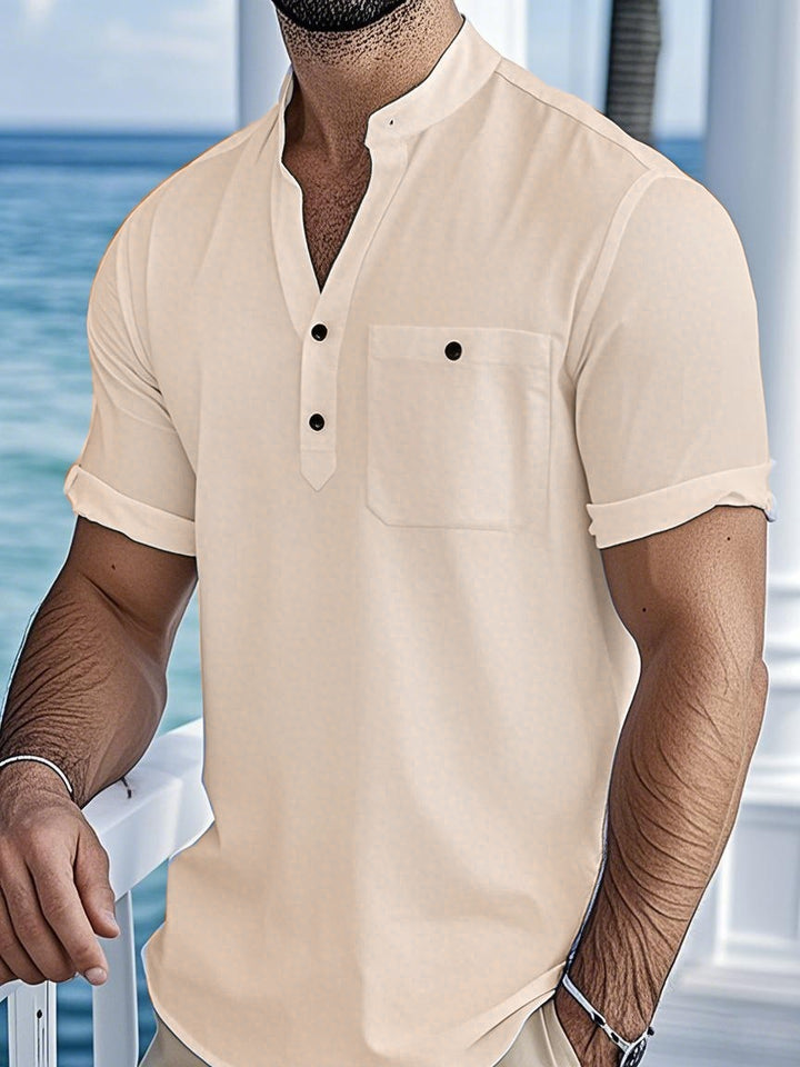 Casual short-sleeve shirt for men with button closure Lune London