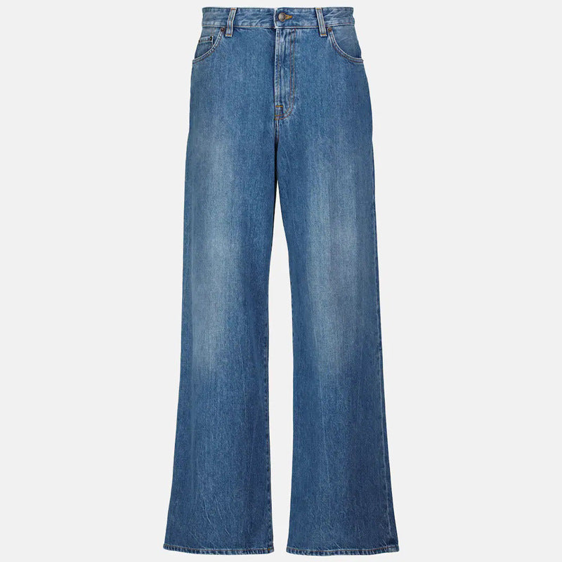 Loose jeans for women in a relaxed retro style Lune London