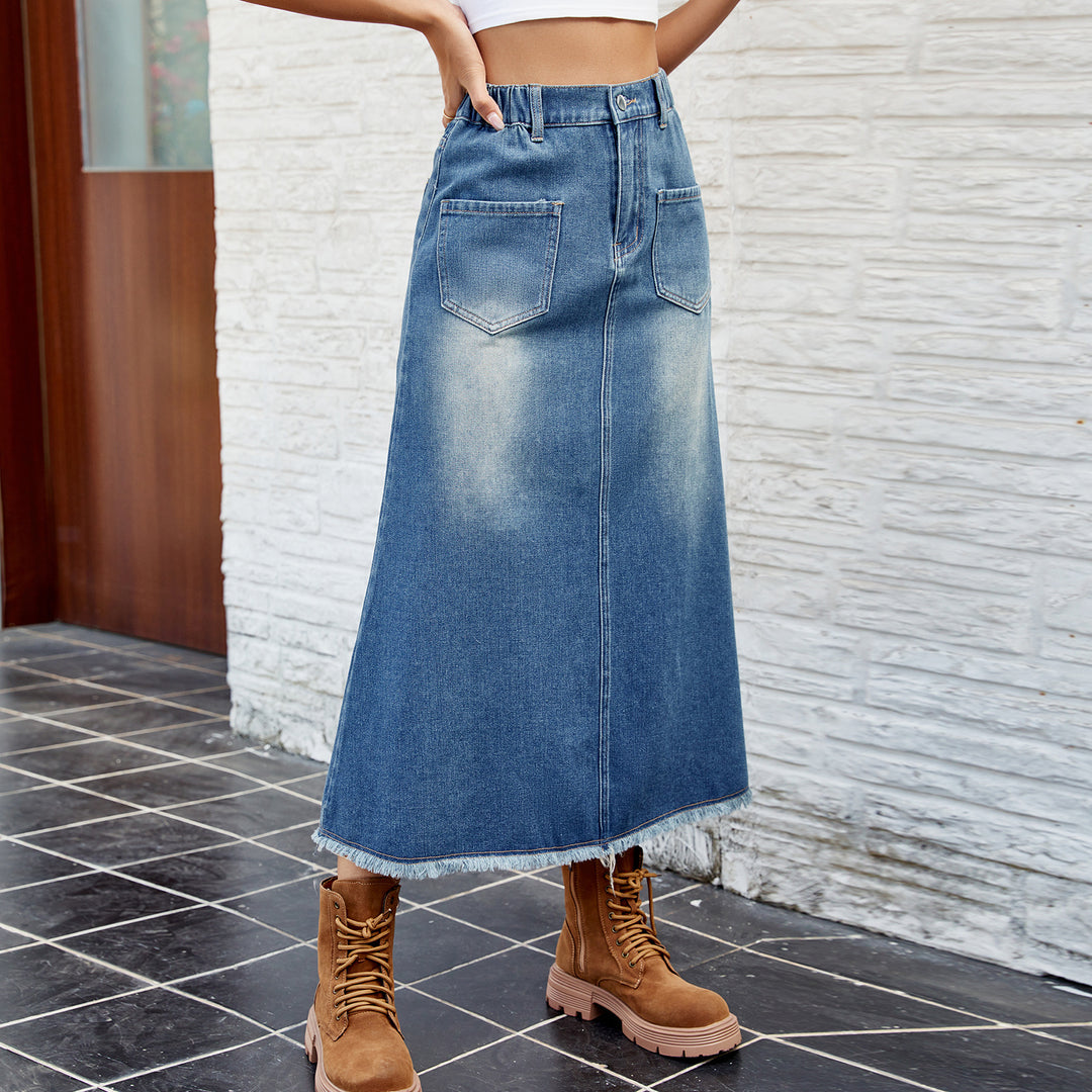 Maxi denim skirt for women with elastic waistband and practical pockets Lune London
