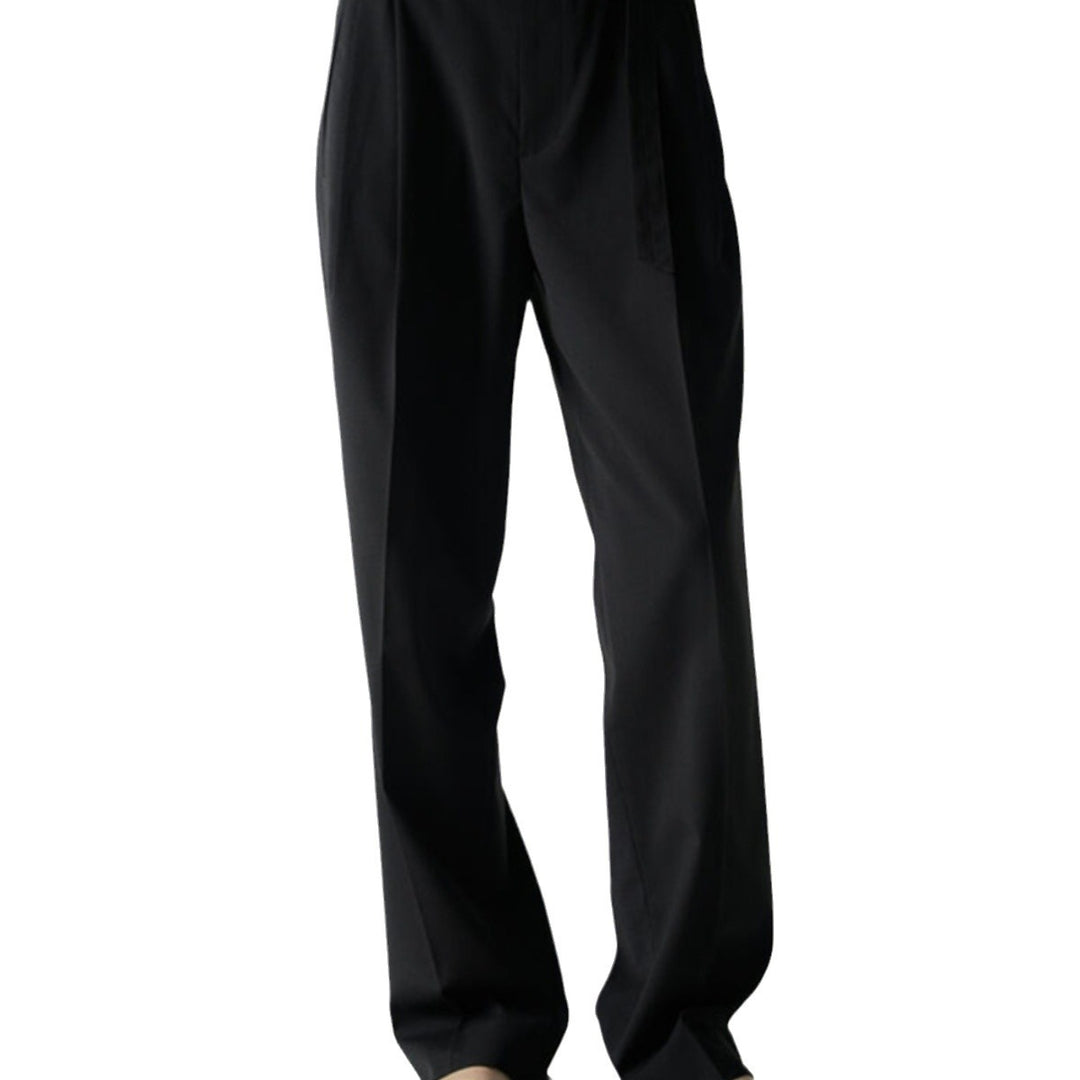 Pantalons en tissu élégants pour femmes avec taille haute et ceinture stylée Chic & Stil