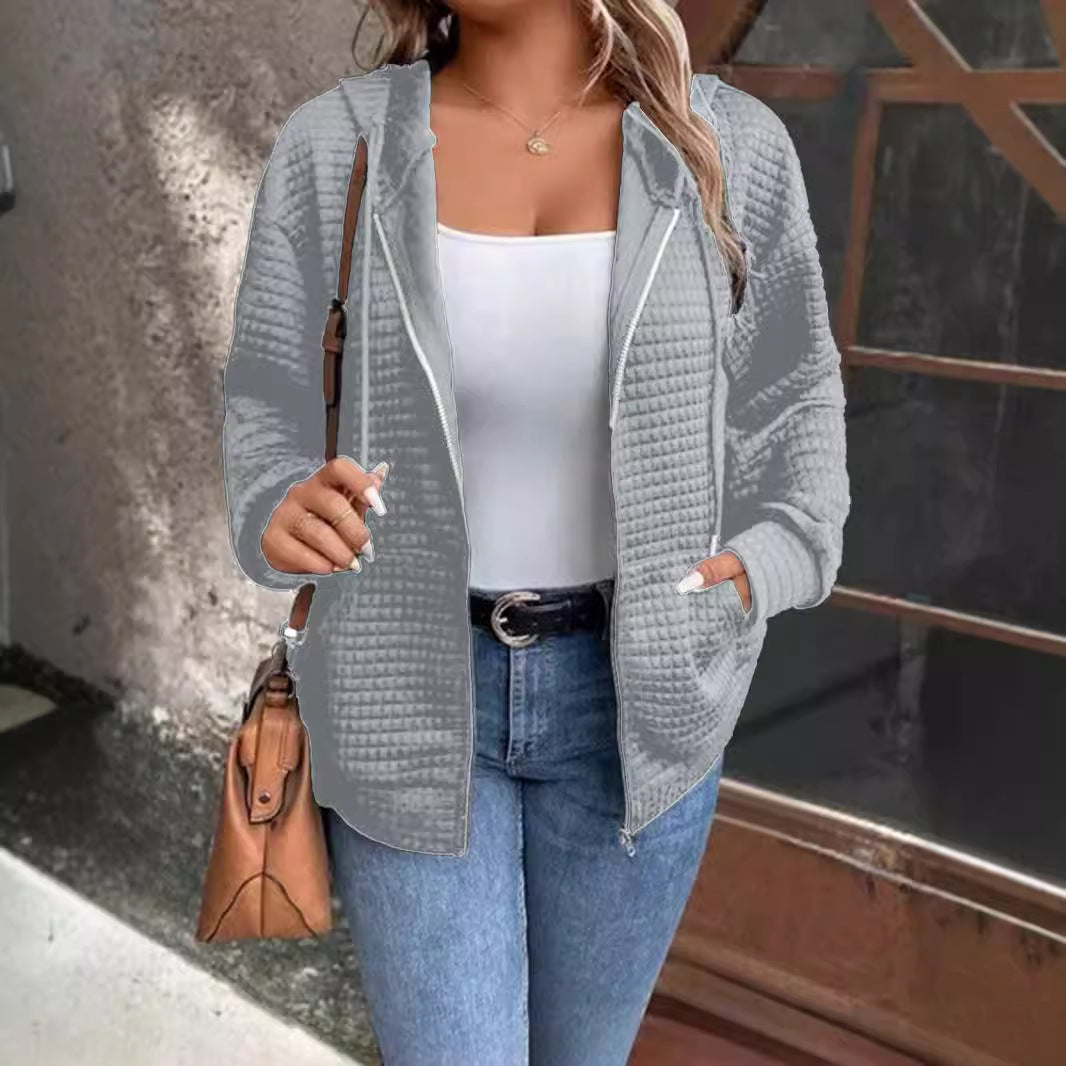 Quilted jacket for women with hood and zipper Lune London