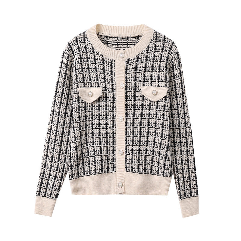 Knitted jacket for women with structured design and pearl buttons Lune London