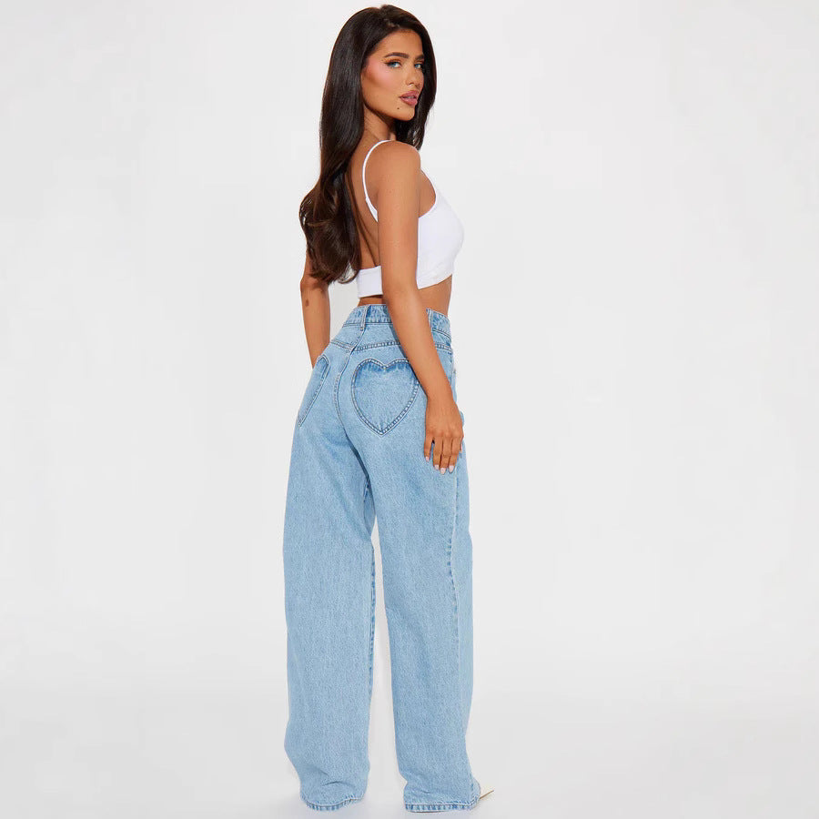 Women Wide High-Waist Jeans with classic cut and frayed hems Lune London