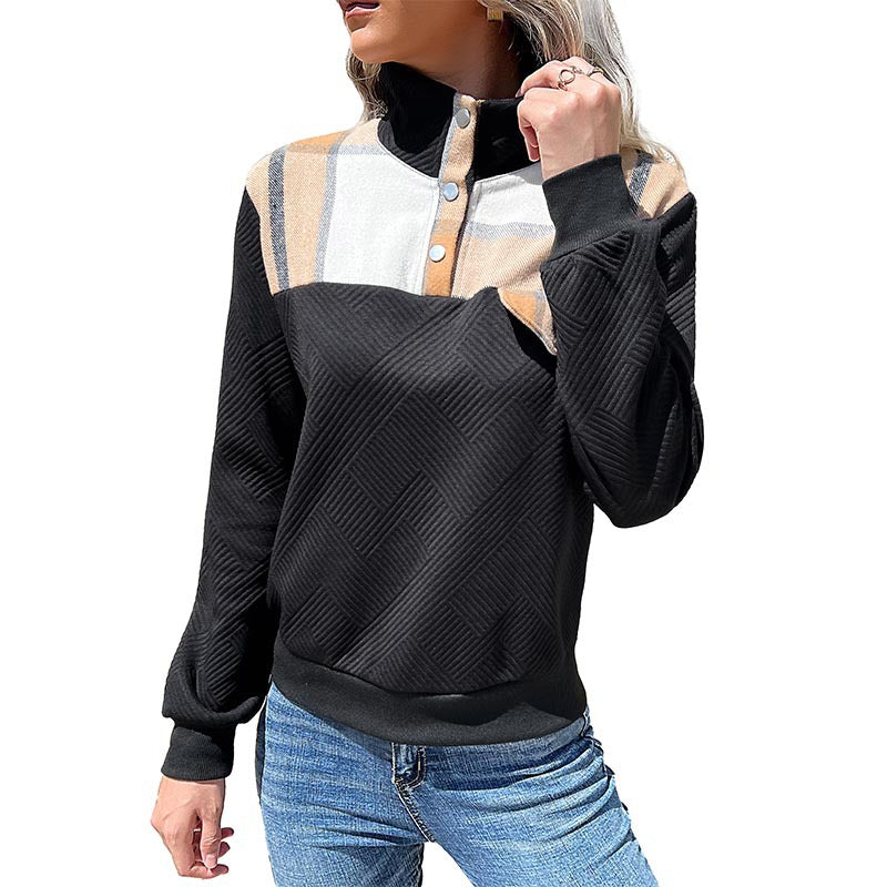 Comfortable sweatshirt for women with a modern checked pattern and a button placket Lune London