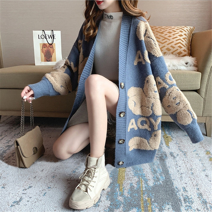 Ladies cozy cardigan with Lune London graphics