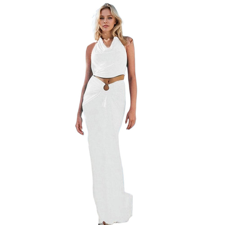 Evening dress for women with an elegant wrapped design and a sophisticated elastic bandeau Chic & Stil