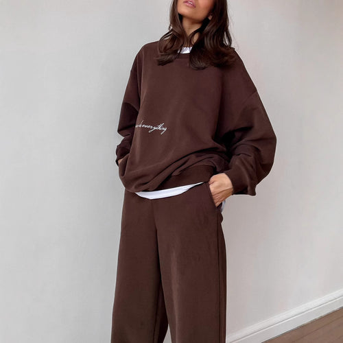 Lune London casual women's sweatshirt and jogger pants set with loose fit