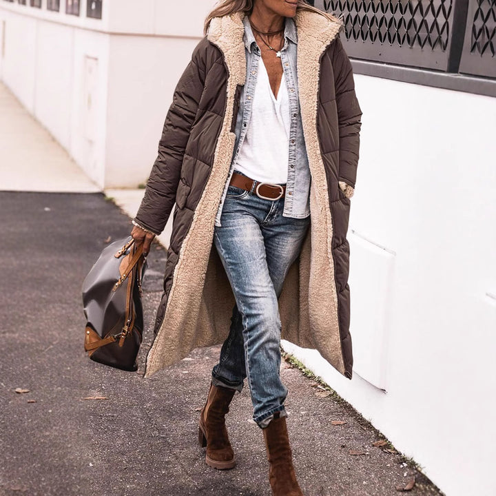 Ladies long down jacket with cozy teddy lining and large collar Lune London