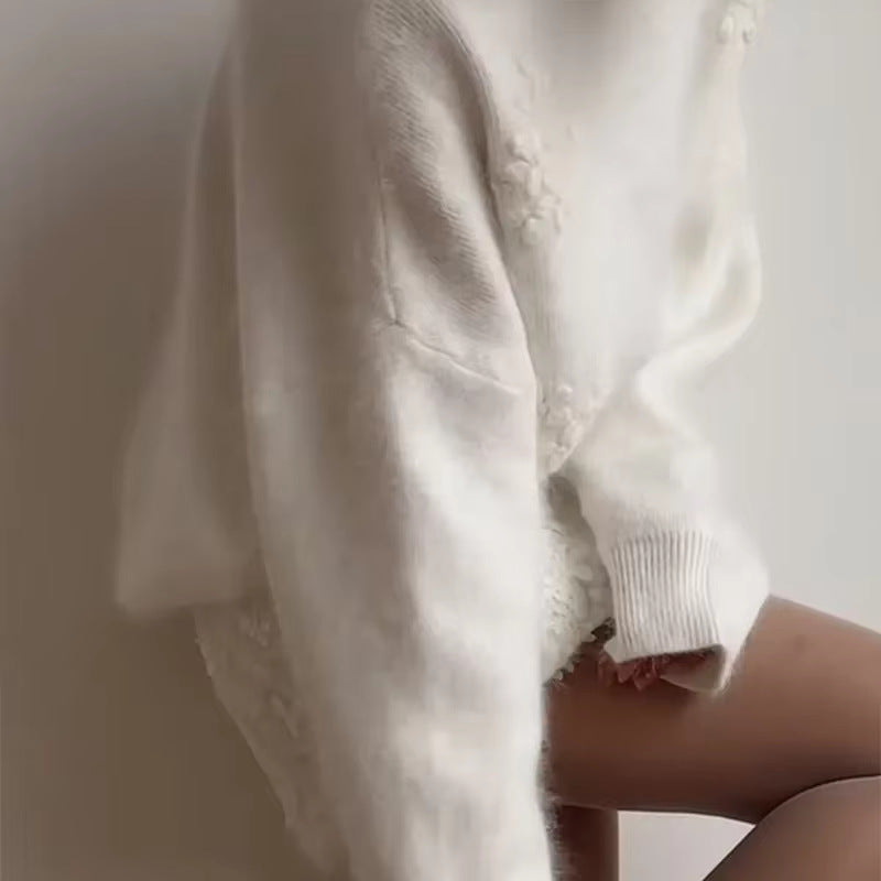 Fashionable women's sweater with structured flower appliqués Lune London