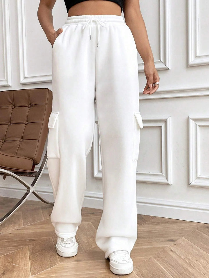 Lune London Women's Cargo Jogging Pants with Elastic Waist and Practical Side Pockets