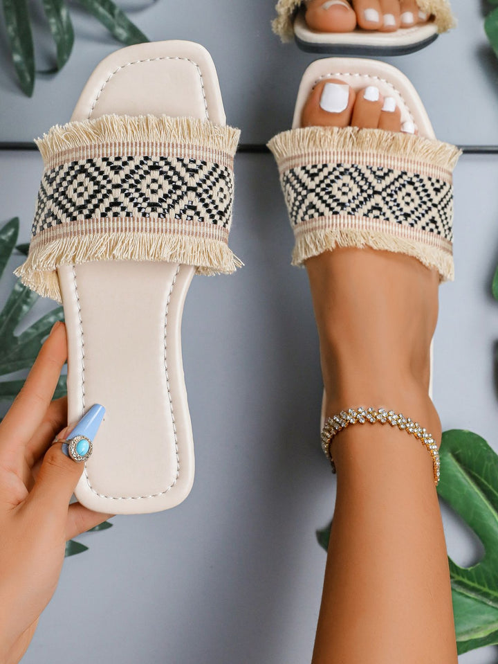 Fringed decorative sandals for ladies Lune London