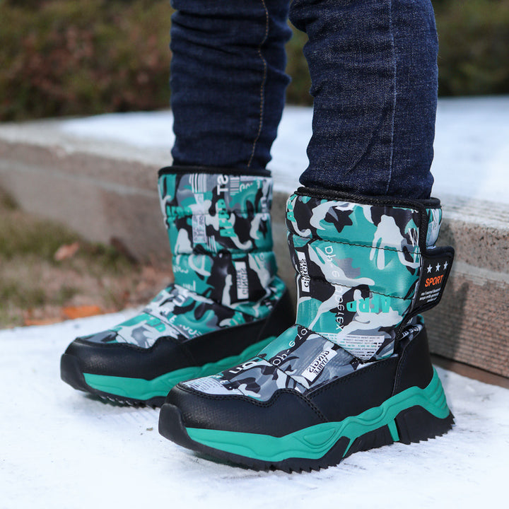 Sporty winter boots for women with non-slip sole and insulating lining Lune London