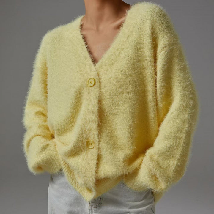 Chunky cardigan for women with V-neck and oversized fit Lune London