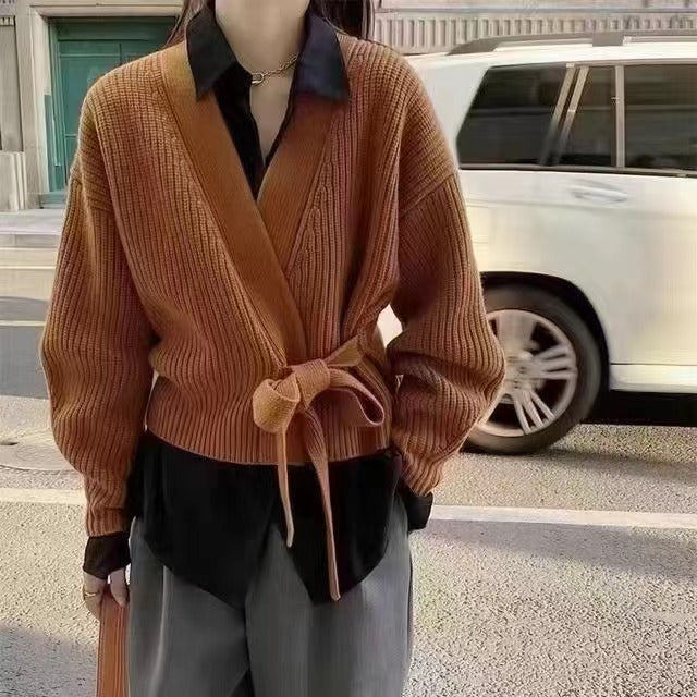 Women's wrap jacket with wide sleeves and a knot at the waist Lune London