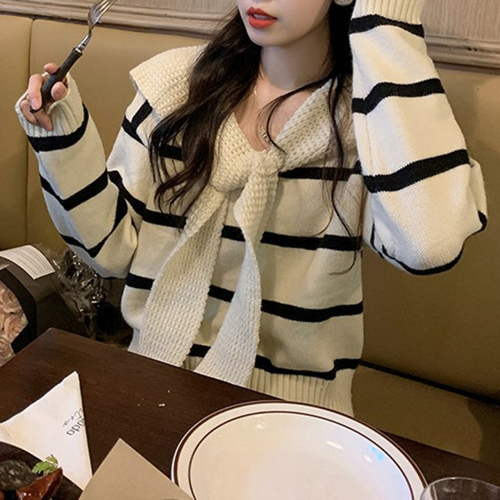 Striped women's sweater with soft collar and practical loop Lune London