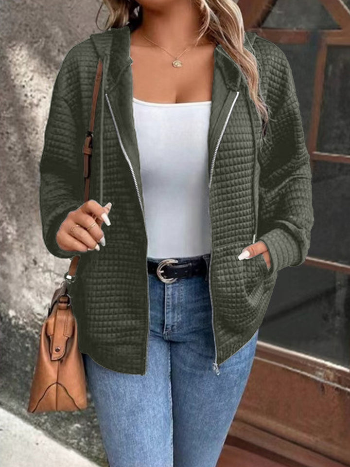 Cozy women's hoodie with zipper closure and textured design Lune London