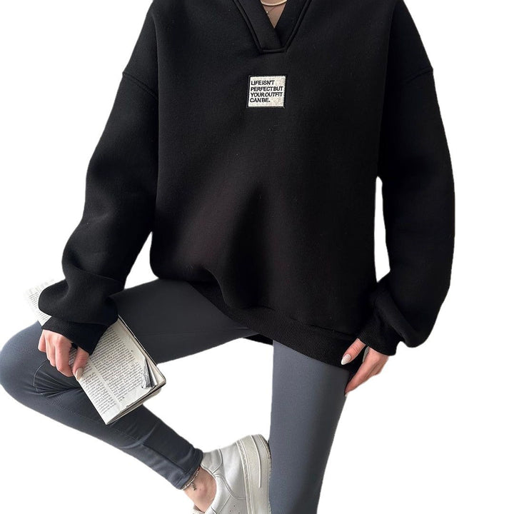 Comfortable hooded sweatshirt for women with a relaxed fit and high-quality materials Lune London