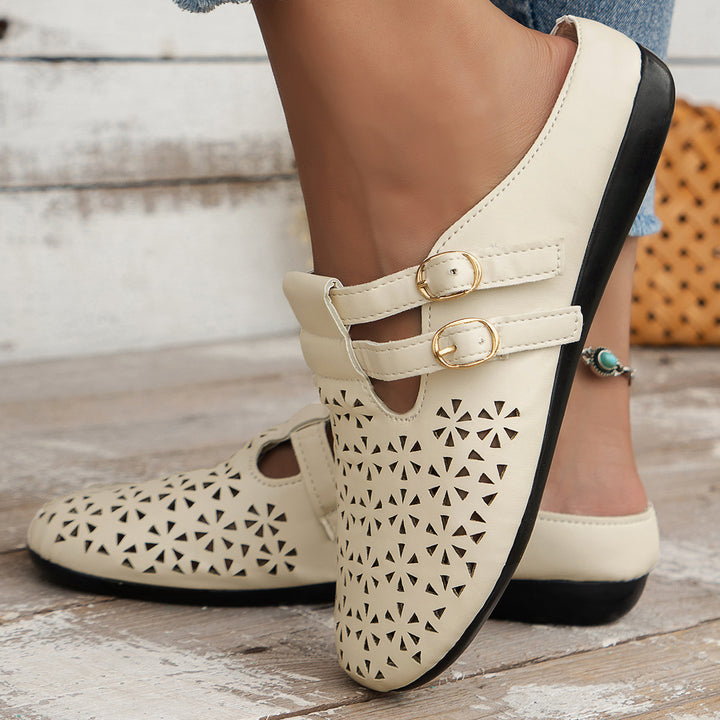Comfortable women’s sandals with straps featuring a breathable upper material Lune London