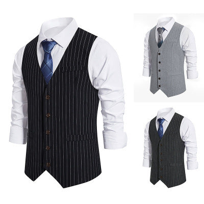 Elegant men's suit vest with modern striped design and practical pockets Lune London