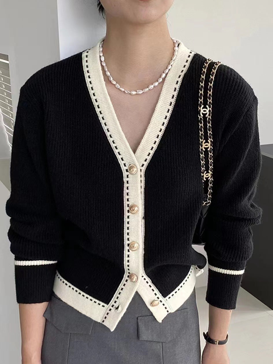 Cardigan de mode pour femmes avec détails contrastés Chic & Stil