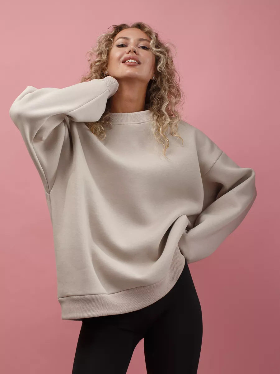 Women's casual sweatshirt with wide shoulders and soft lining Lune London