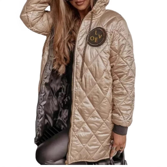 Lady quilted jacket with removable hood and side pockets Lune London