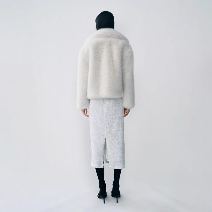 Women Short Plush Jacket with Wide Collar Lune London