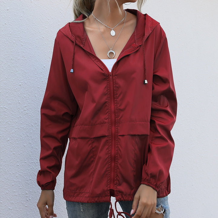 Leisure jacket for women with adjustable drawstring and lightweight material Lune London