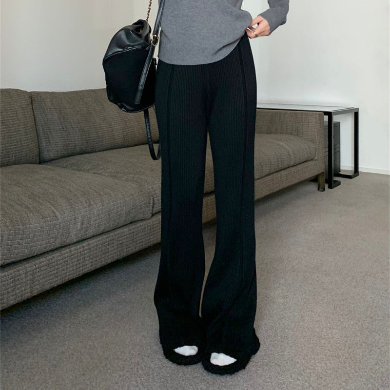 Pantalon plissé pour femme avec taille haute et ceinture ajustable Chic & Stil