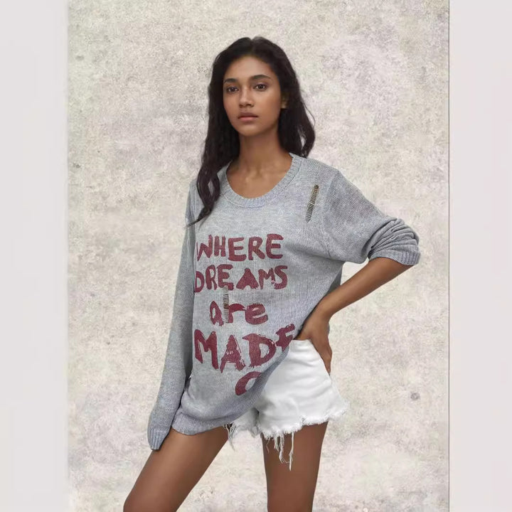 Casual sweater for women with creative writing and trendy cut Lune London