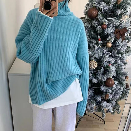 Woman Knit top with turtleneck and asymmetrical cut and fine ribbed structure Lune London