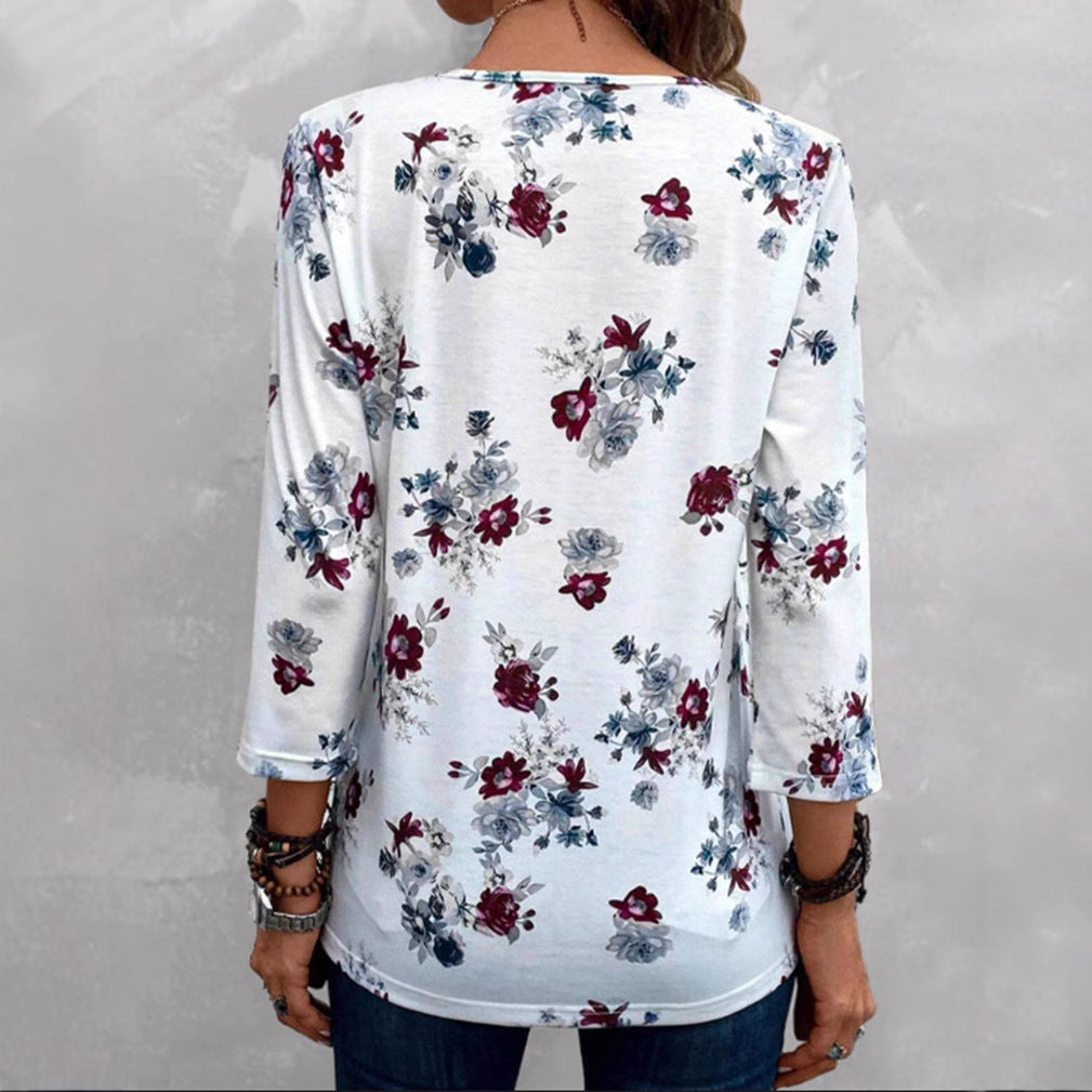 Blouse pour femmes avec imprimé floral et détails de boutons Chic & Stil