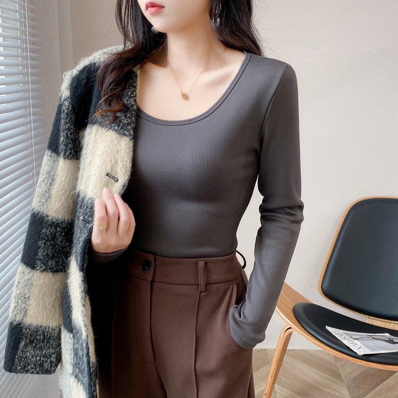 Ladies fashionable cropped long sleeve shirt with ribbed texture Chic & Stil