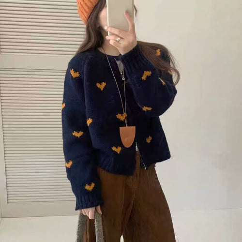Knit jacket for women with heart-shaped pattern and relaxed fit Lune London