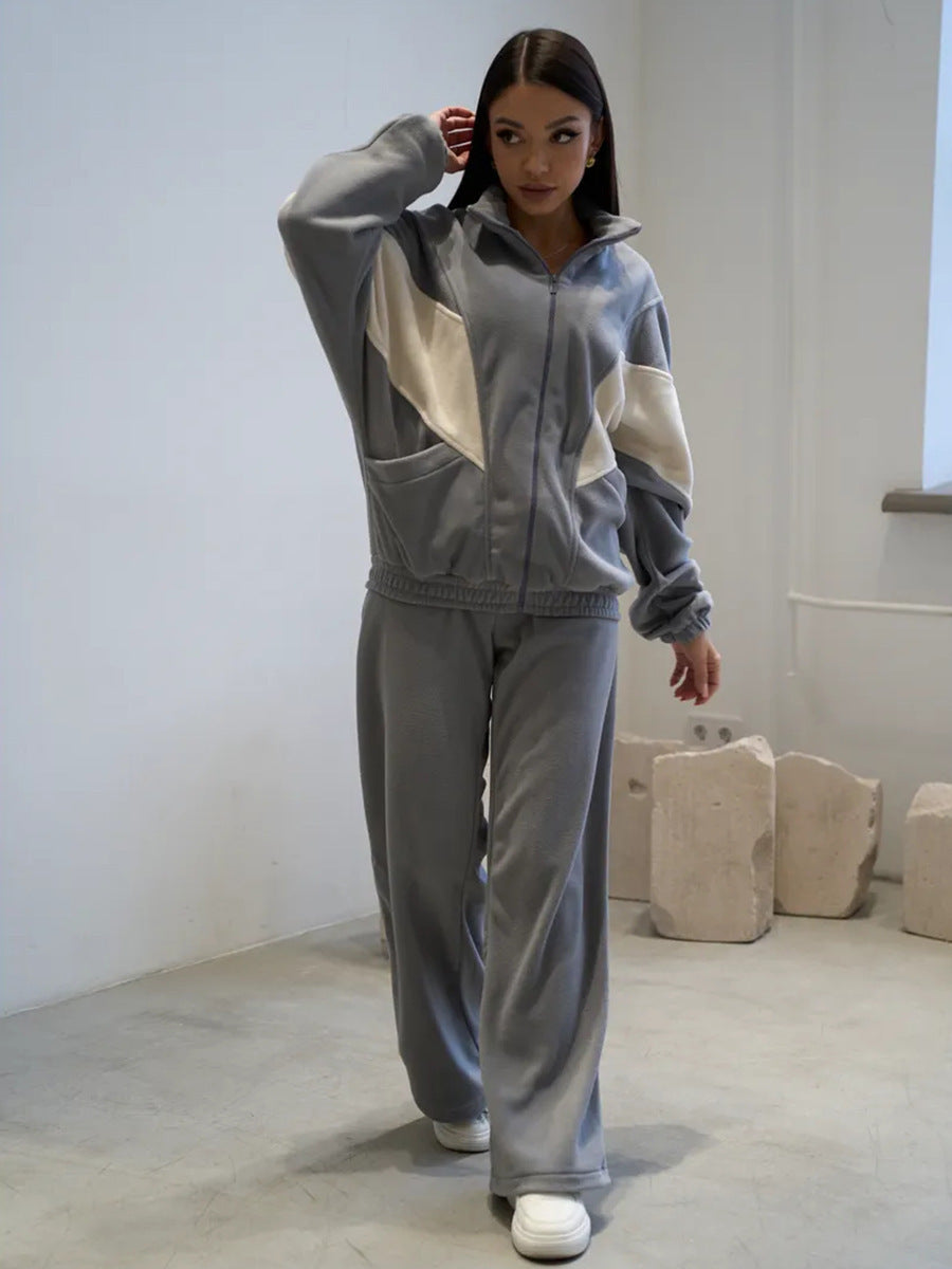 Women's Sporty Fleece Set with High Collar and Loose Pants Chic & Stil