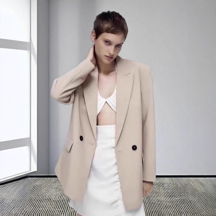 Ladies oversized blazer fashionable and stylish Lune London