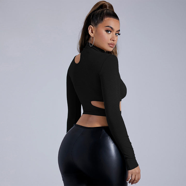 Top court à manches longues ajusté pour femmes avec découpe asymétrique Chic & Stil