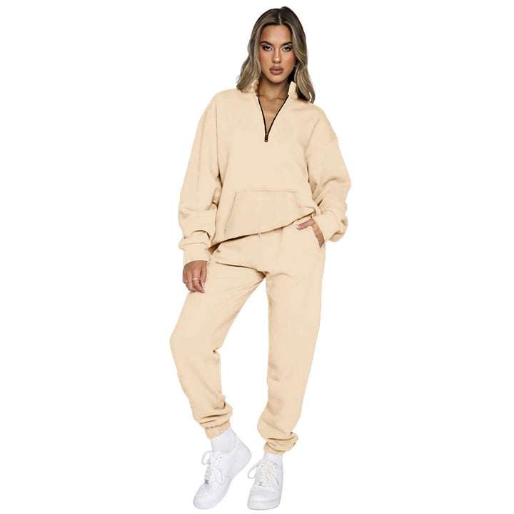 Ladies Comfortable Leisure Outfit with High Collar and Kangaroo Pocket Lune London