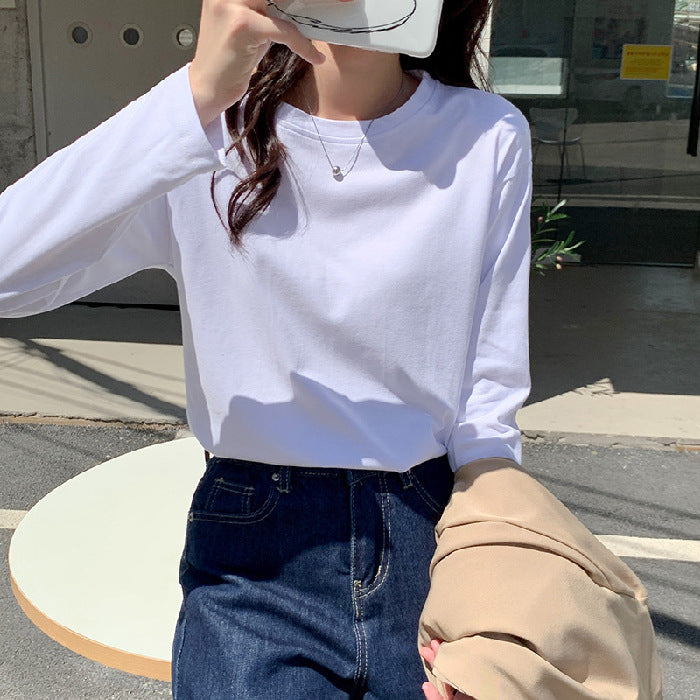 Ladies long-sleeve shirt with classic round neckline Chic & Stil