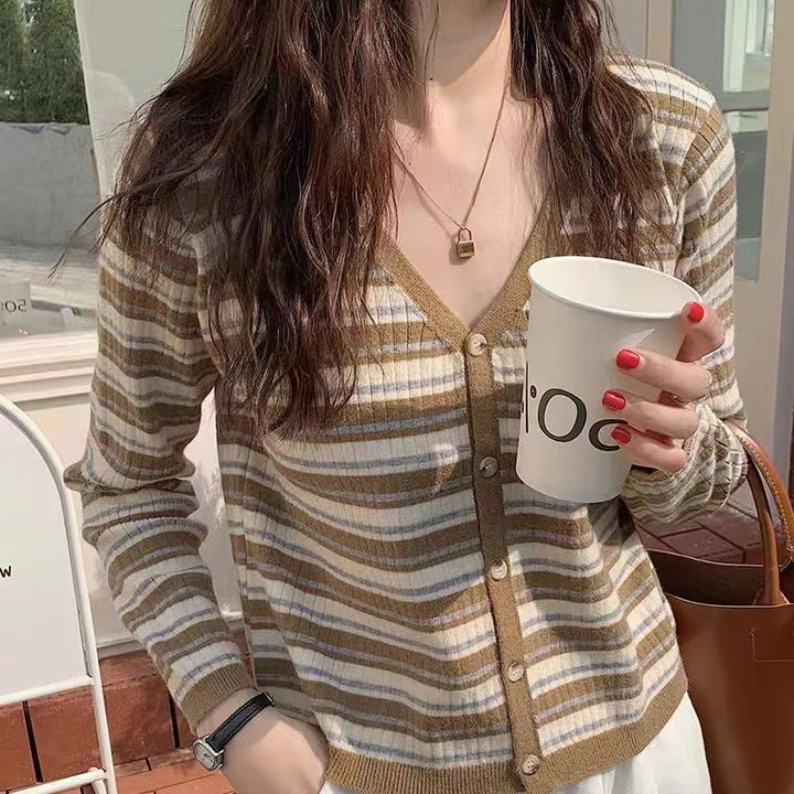 Ladies striped cardigan with buttons and V-neck Lune London