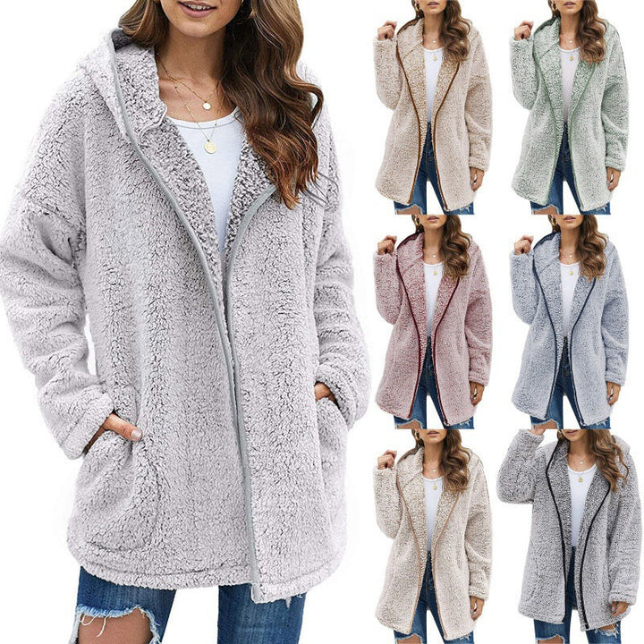 Women's Cozy Fleece Jacket with A Loose Fit and High-Quality Craftsmanship Lune London