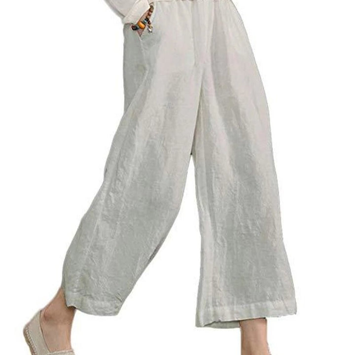 Casual cropped pants for women Lune London