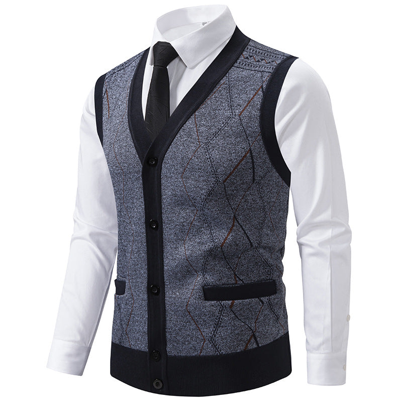 Men's Fashionable Knitted Vest with Sophisticated Patterns and Practical Pockets Lune London