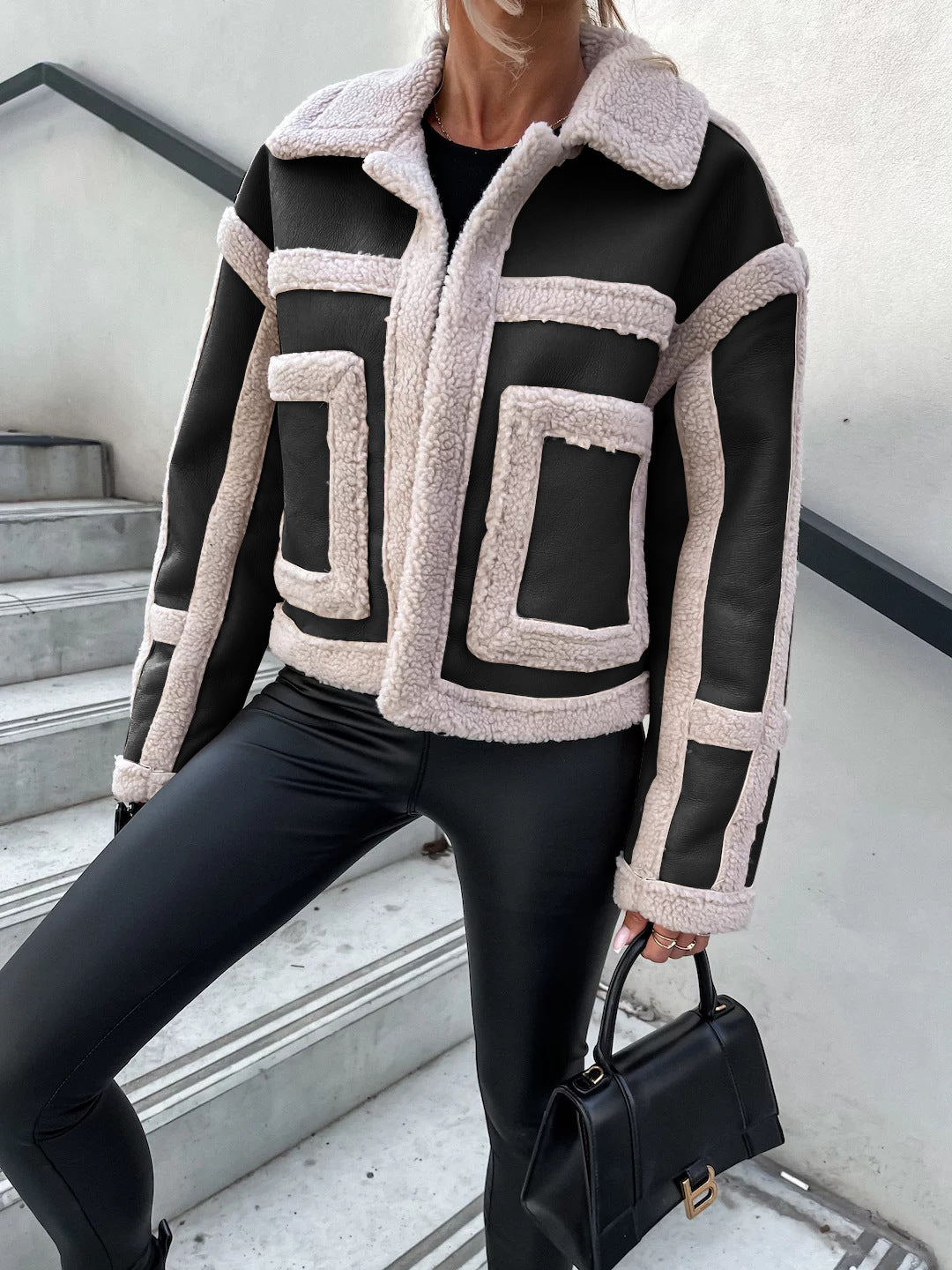 Veste en faux cuir pour femmes avec doublure en polaire chaude et accents contrastés Chic & Stil