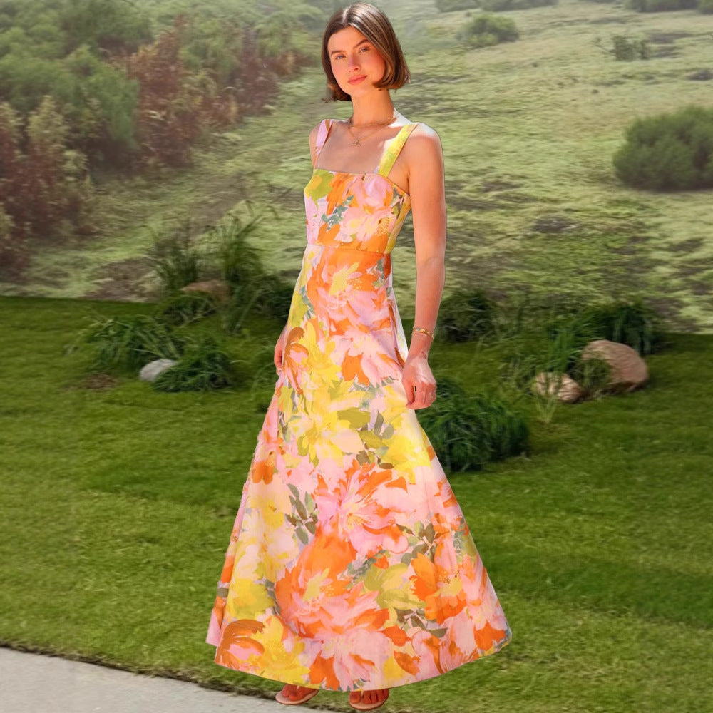 Maxi floral dress for women with fitted cut and spaghetti straps Chic & Stil