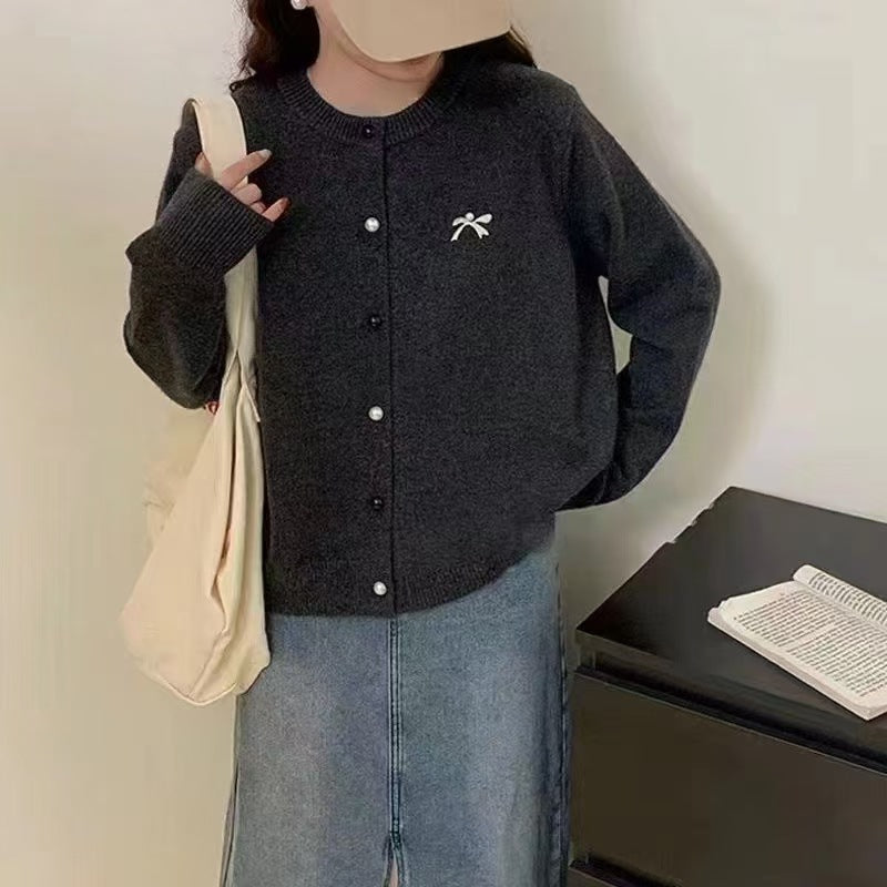 Women’s knitted jacket with decorative bow embroidery Lune London