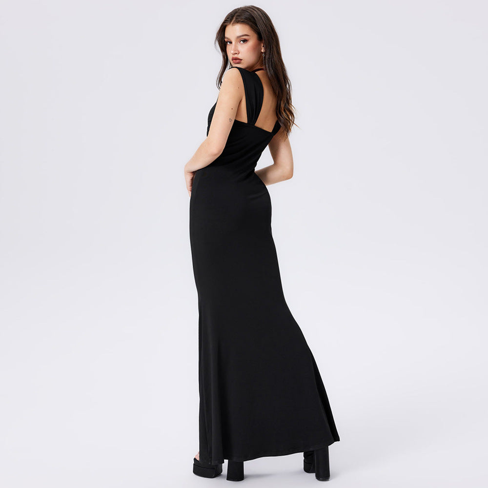 Robe maxi ajustée pour femmes avec des détails drapés Chic & Stil