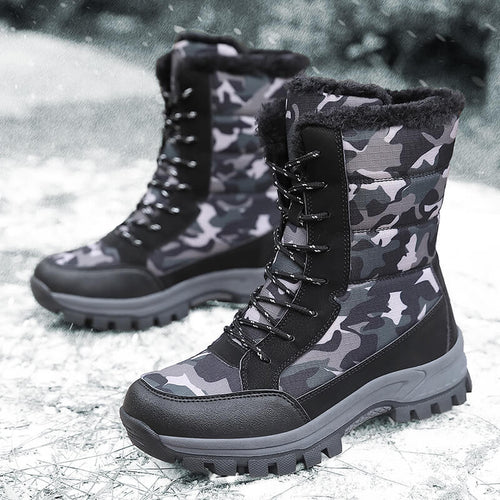Winter boots for women with a sturdy profile and insulating lining Lune London