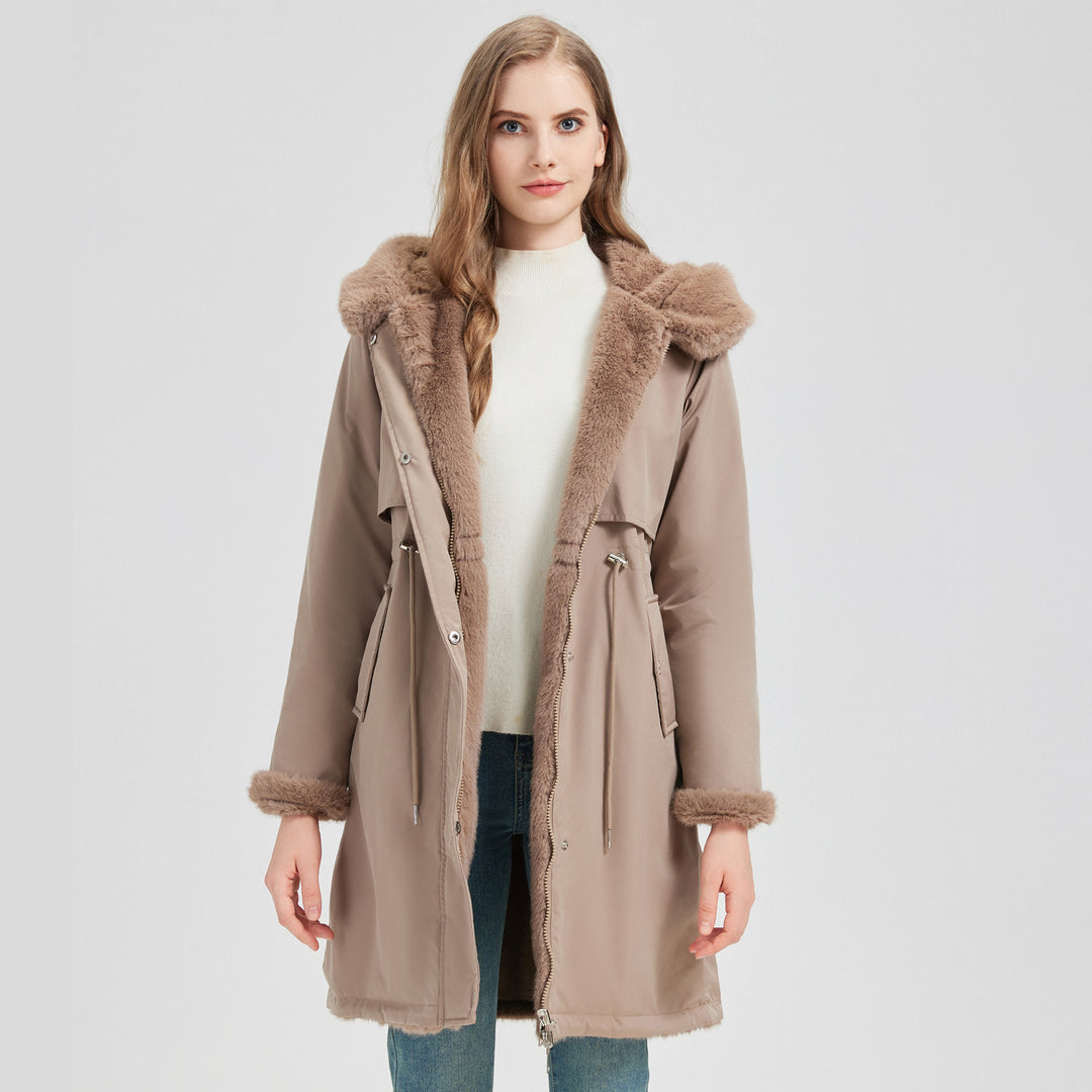 Elegant and warm women's parka with removable faux fur collar and practical lace details Lune London
